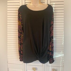 New Women’s Velvet Floral Knit Blouse Top Cuffed Long Sleeves Size Large Holiday